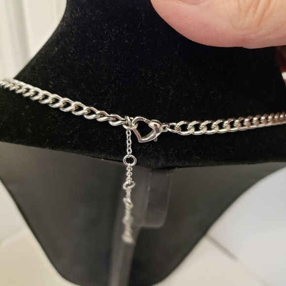 Jennifer Lopez Silvertone Statement Fashion Jewelry Necklace, Tassle - Picture 3 of 8